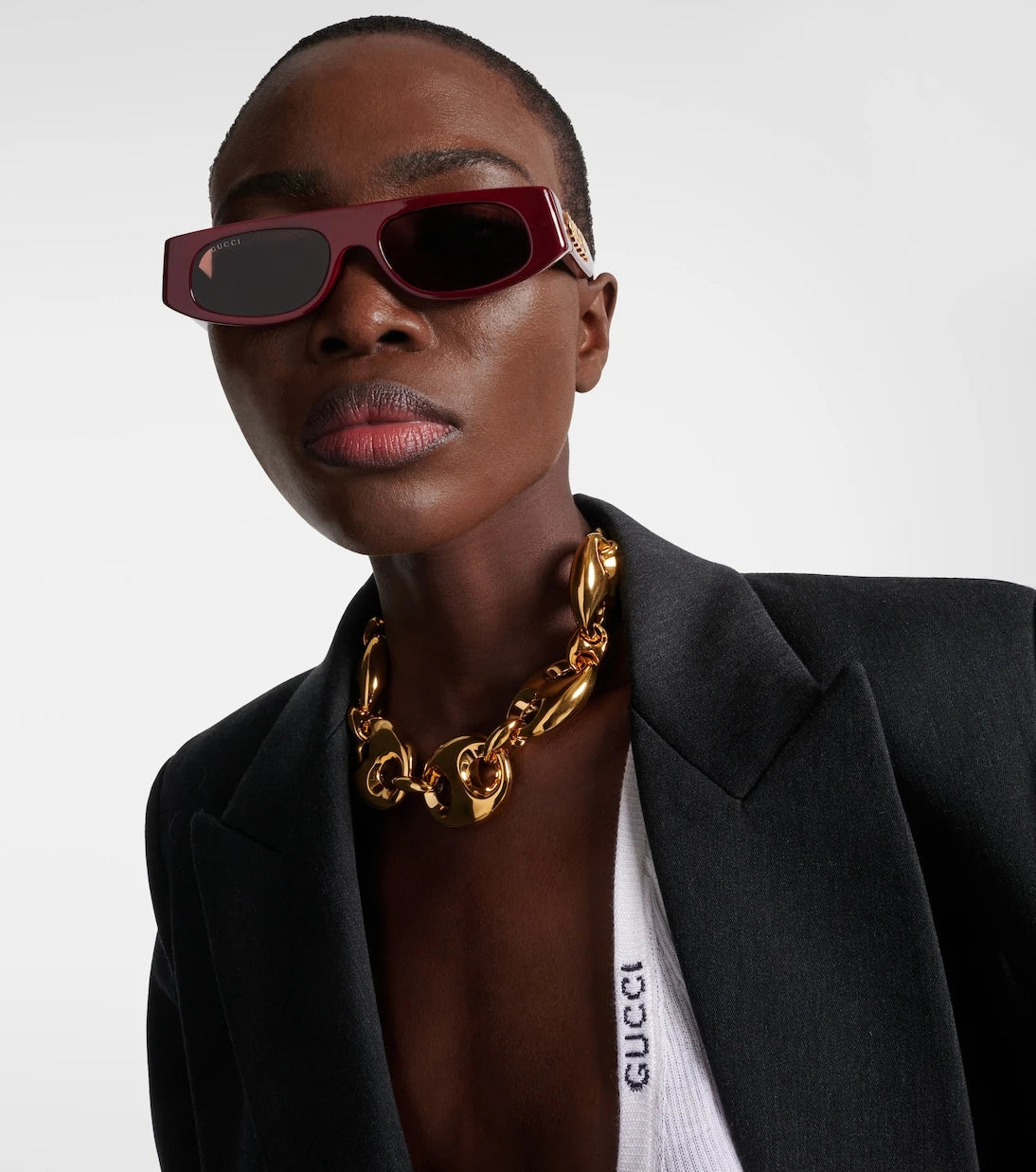 Gucci - نظارة شمسية مستطيلة بشعار