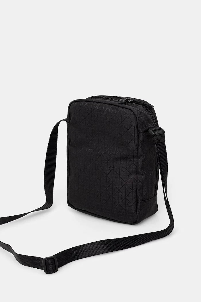 Calvin Klein Erkek Omuz Çantası