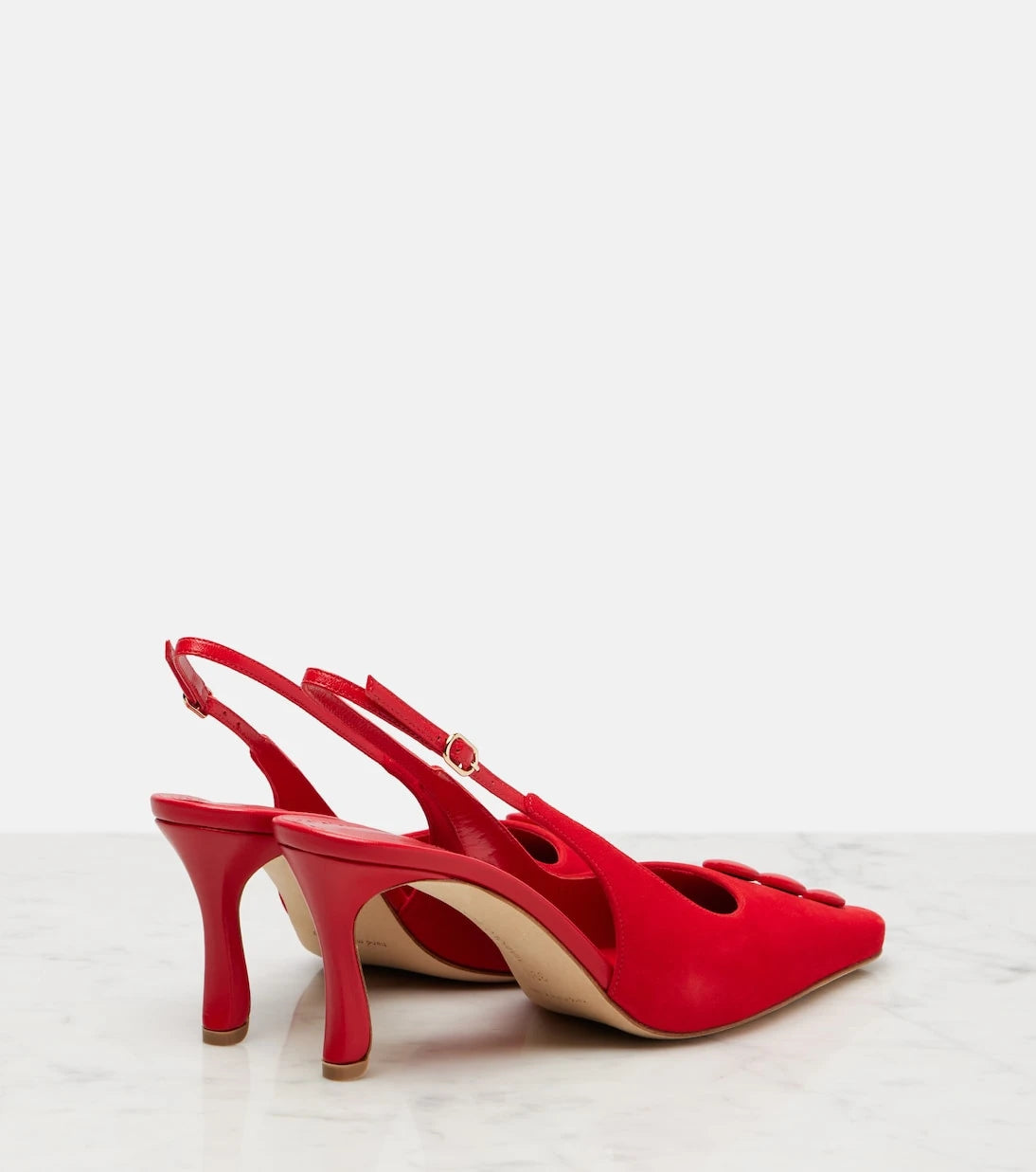 Manolo Blahnik - Alexa suede slingback pumps