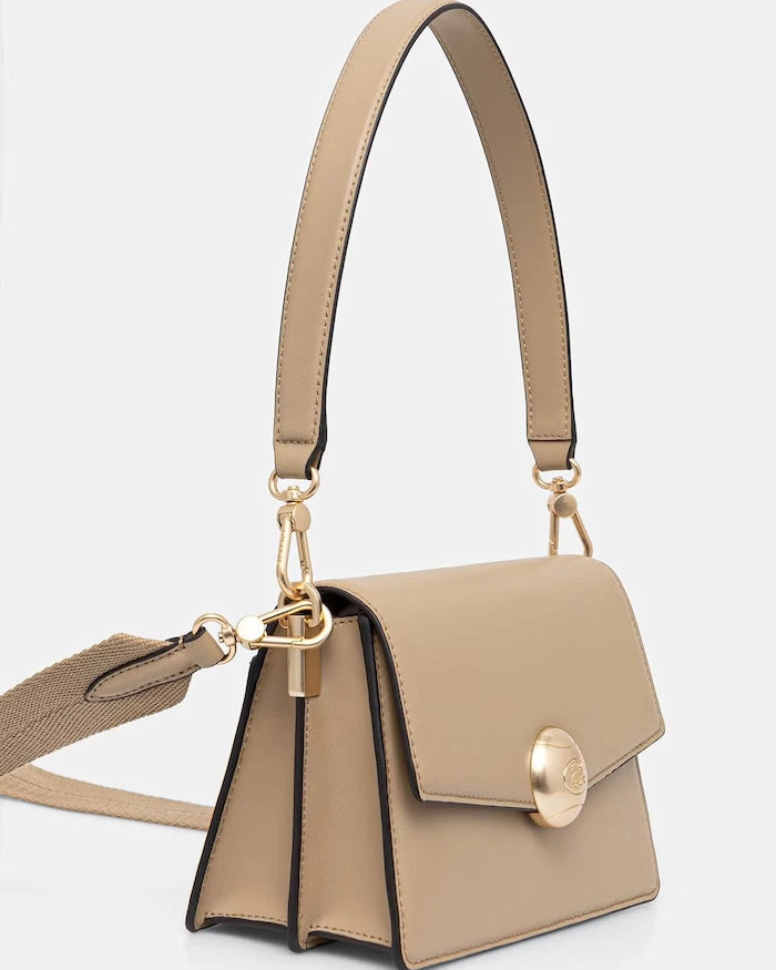 Lacoste Kadın Deri Crossbody Çanta