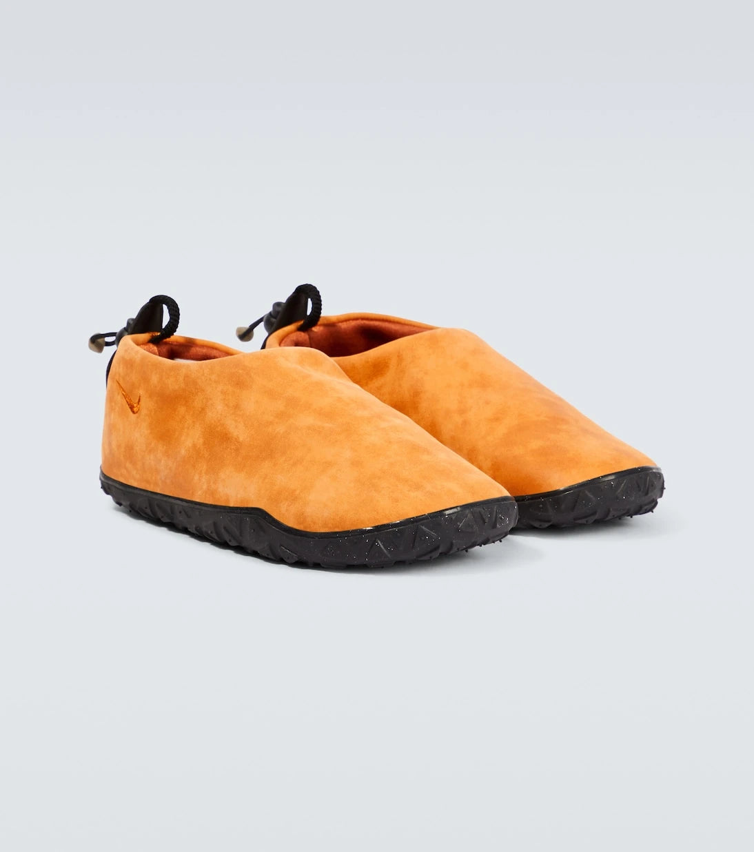 Nike - حذاء رياضي ACG Moc Premium من الشمواه