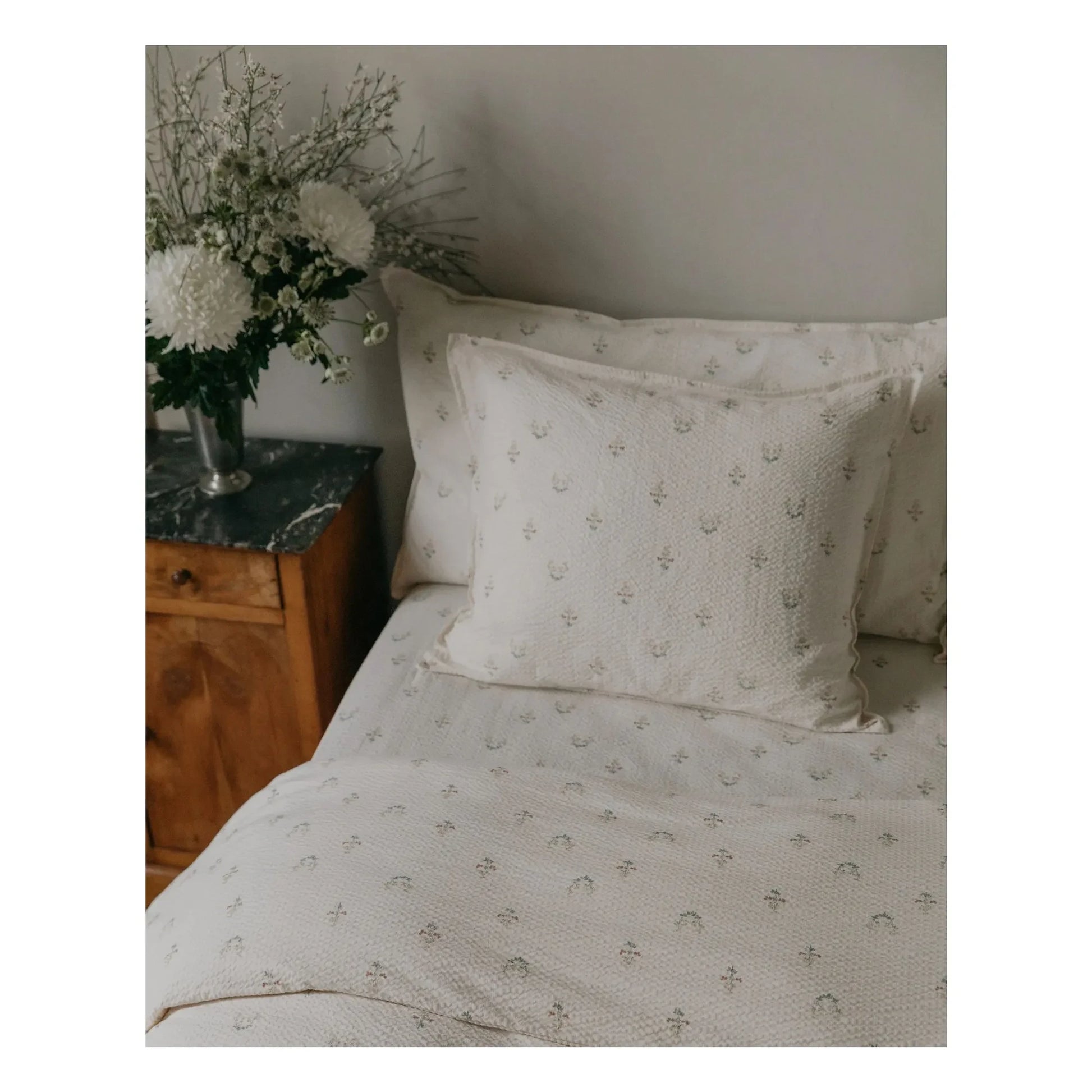 garbo&friends - La Fraise pillowcase
