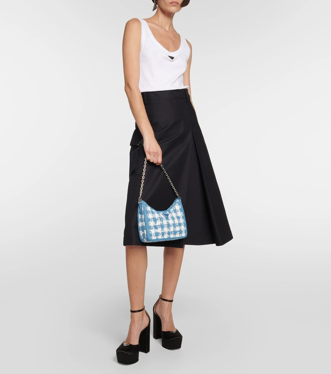 Prada - Re-edition Mini crochet bag