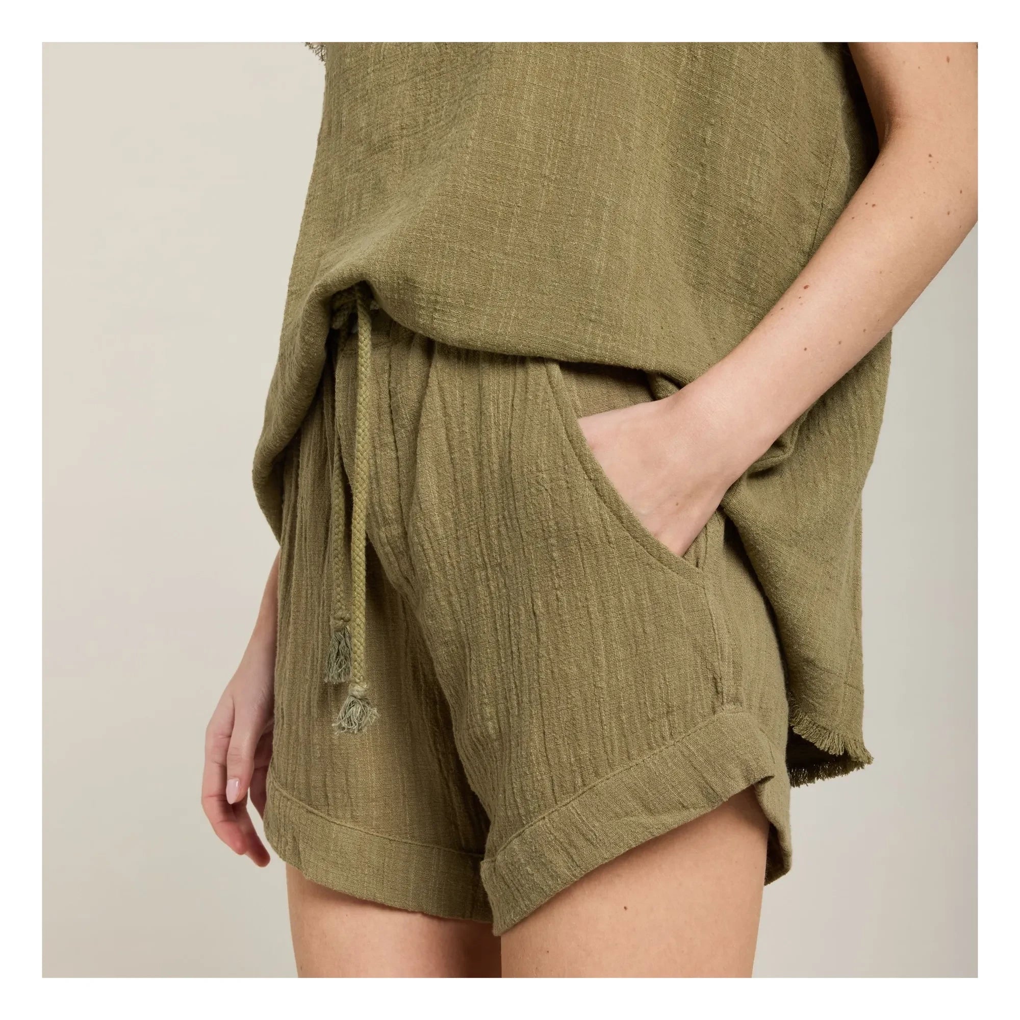 Maison Saint Julien - Calvi Cotton Gauze Shorts | Khaki