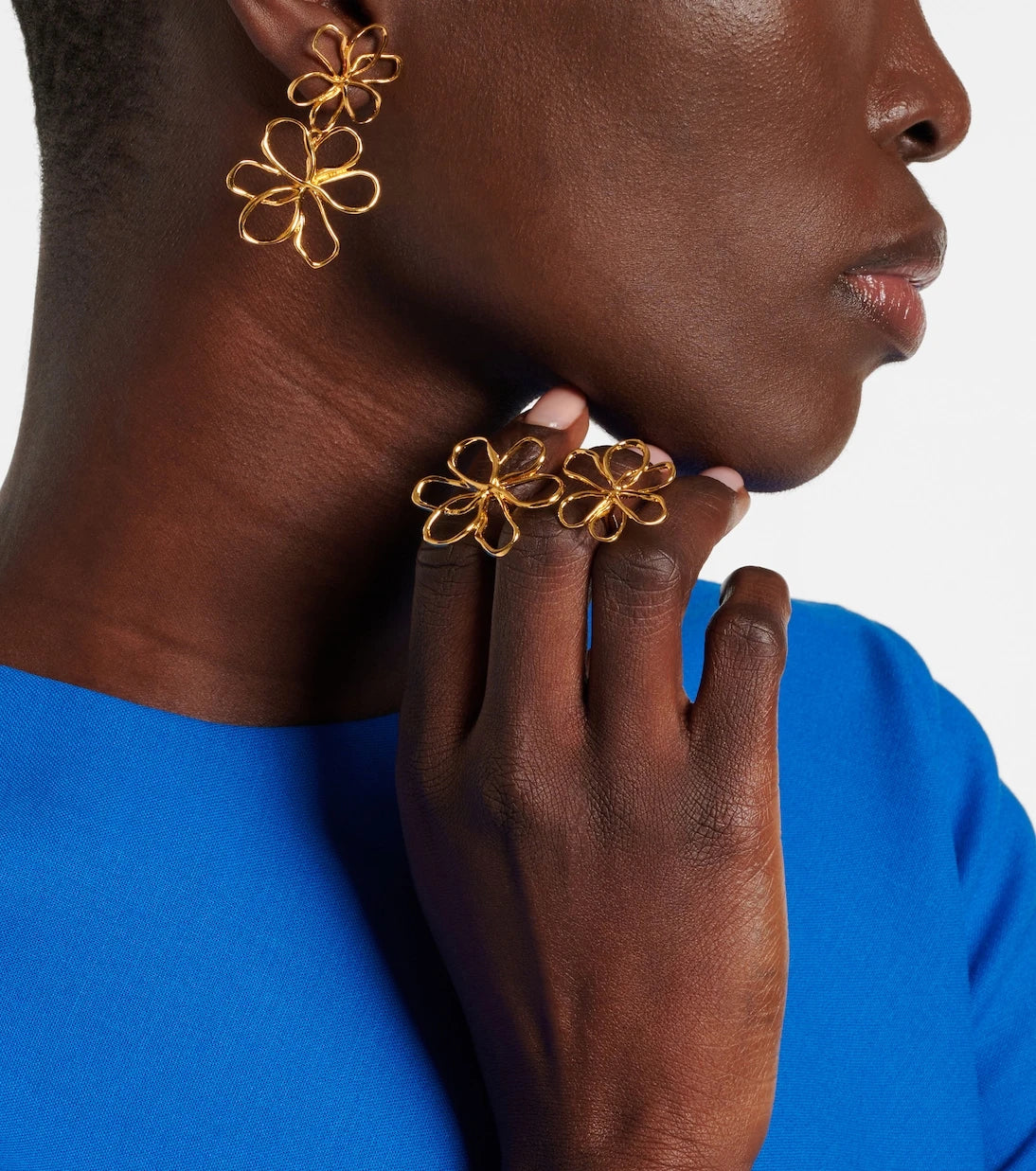 Oscar de la Renta - Threaded Flower drop earrings