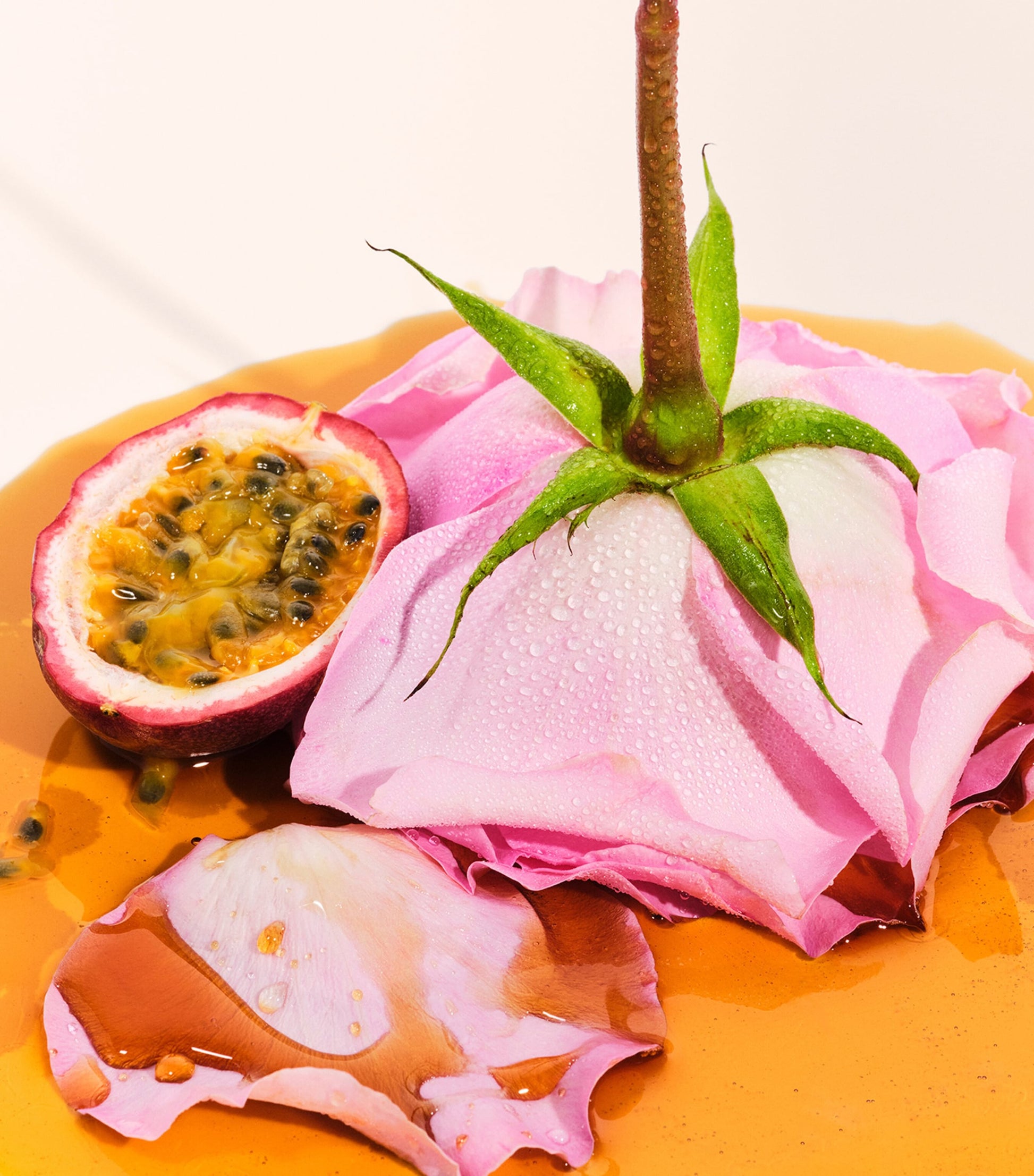 Rosa Charmosa Dewy Body Cream (240ml)