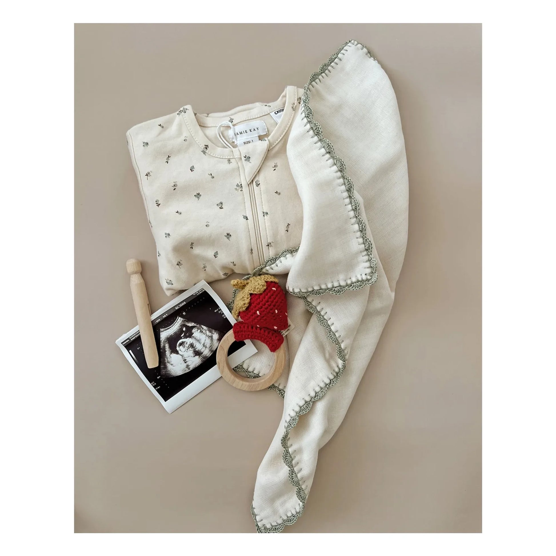 Patti Oslo - Teething ring Strawberry | Red