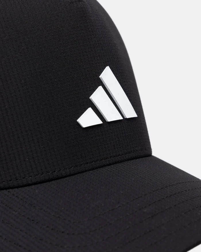 Şapka siperli adidas Performance