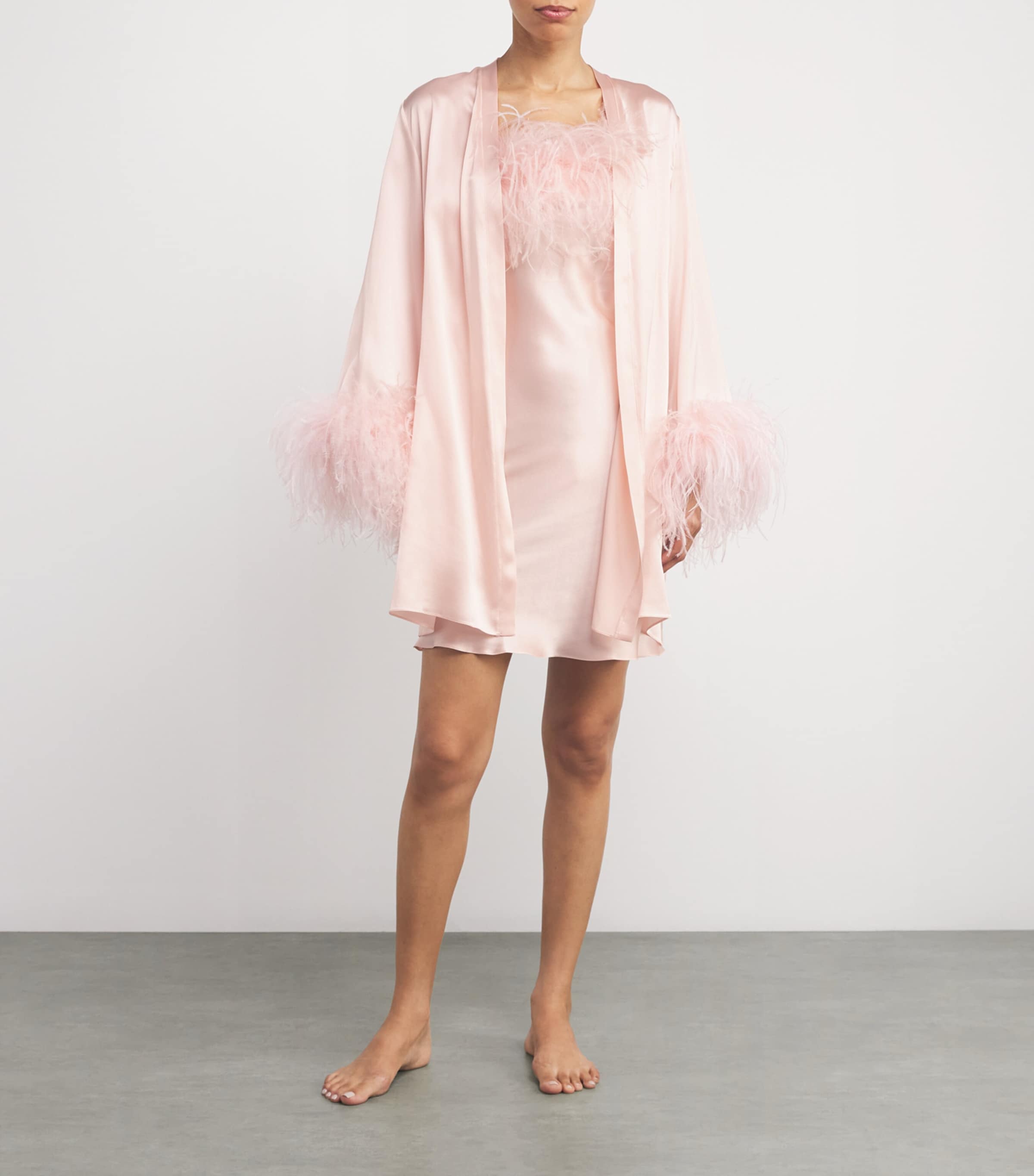 Gilda & Pearl Pink Silk-Ostrich Feather Short Robe
