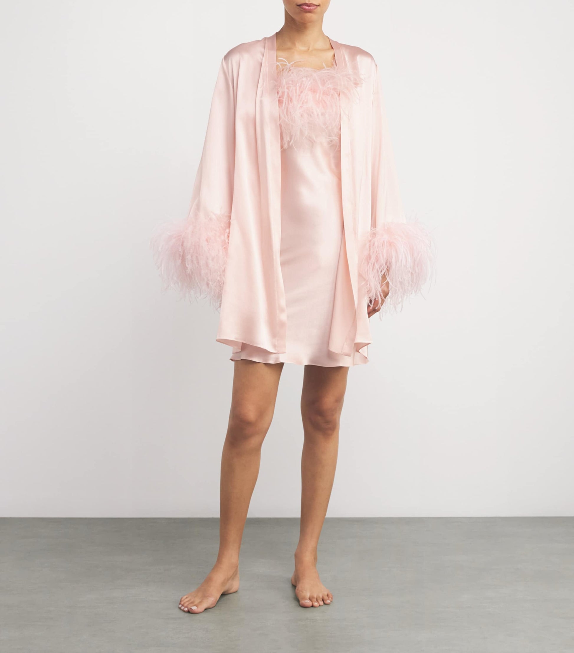 Gilda & Pearl Pink Silk-Ostrich Feather Short Robe