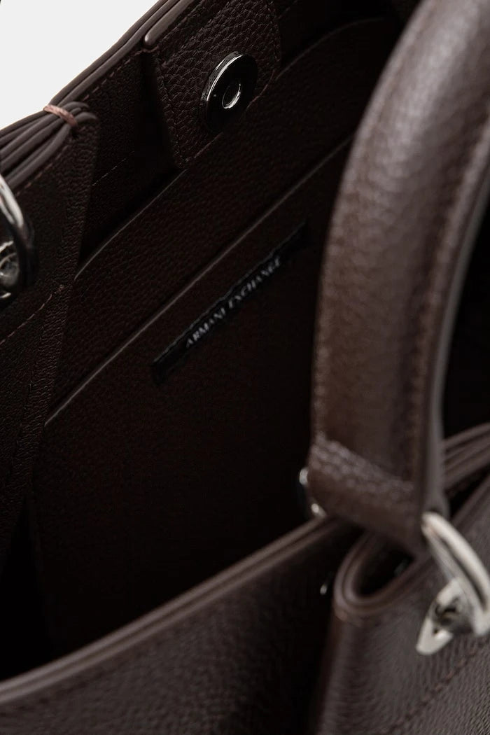 Armani Exchange kadın çantası, suni deriden