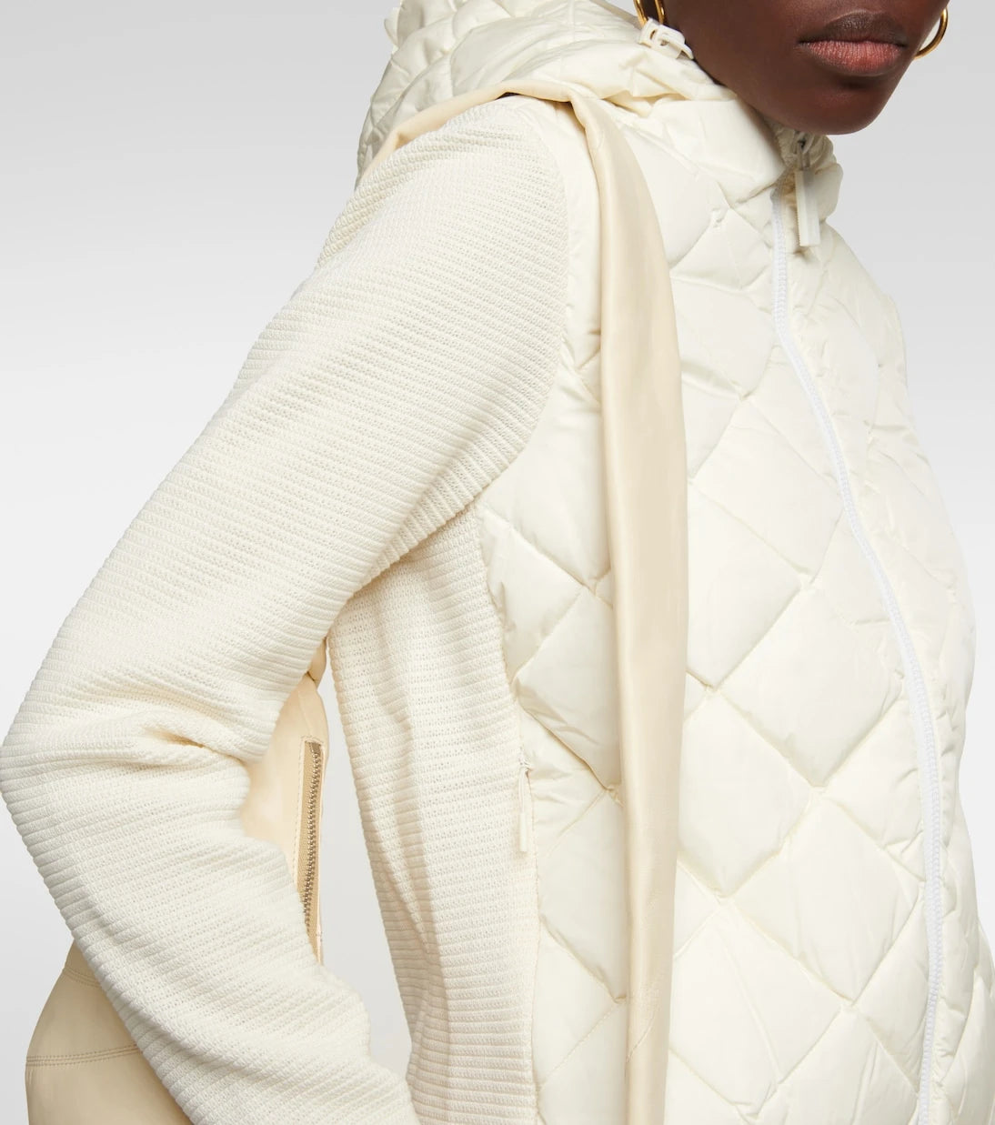 Canada Goose - سترة هودي صوفية HyBridge® مبطنة بالريش