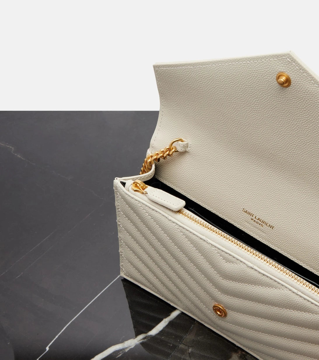 Saint Laurent - Cassandre Envelope leather wallet on chain