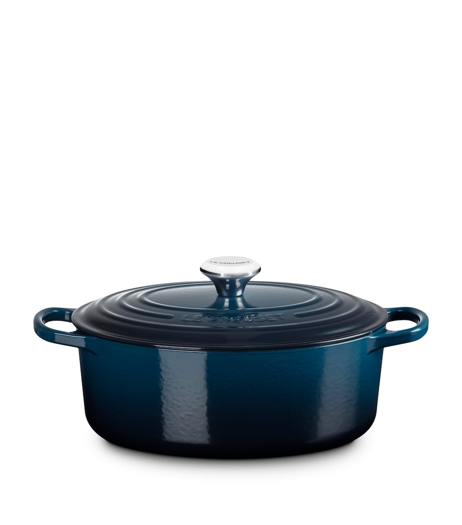 Le Creuset Cast Iron Signature Casserole Dish (29cm)