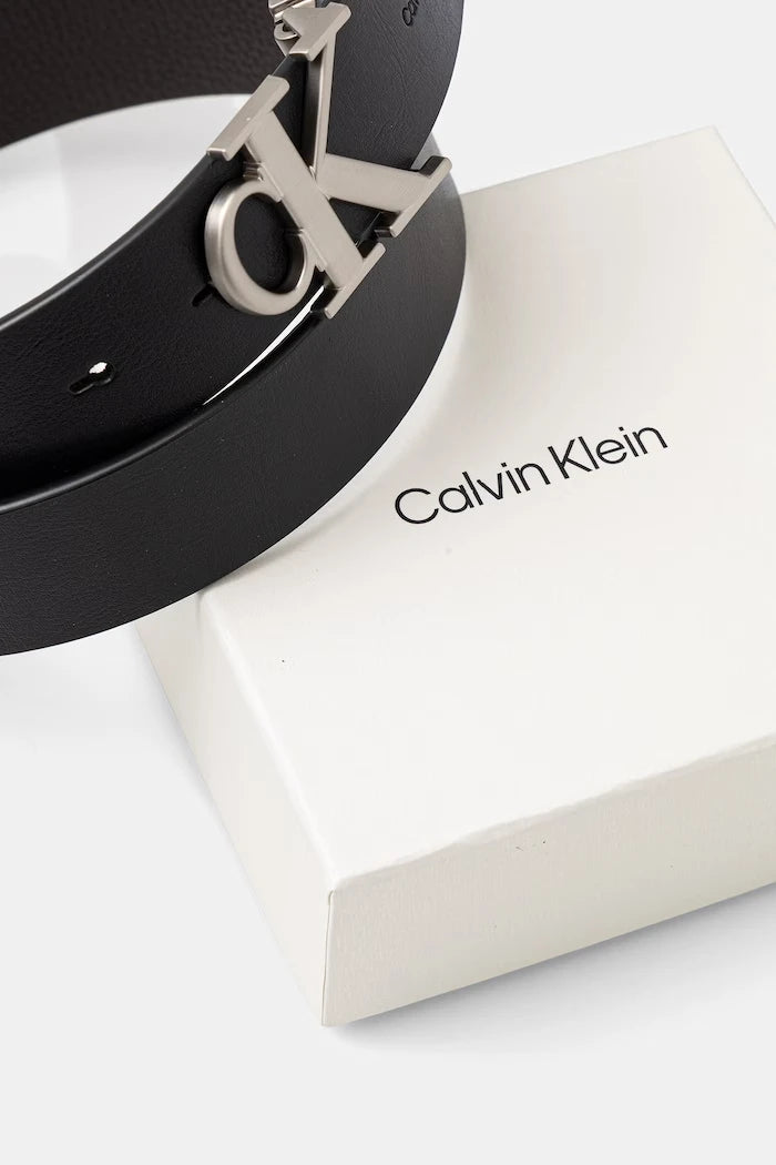 Calvin Klein двусторонен erkek deri kemer