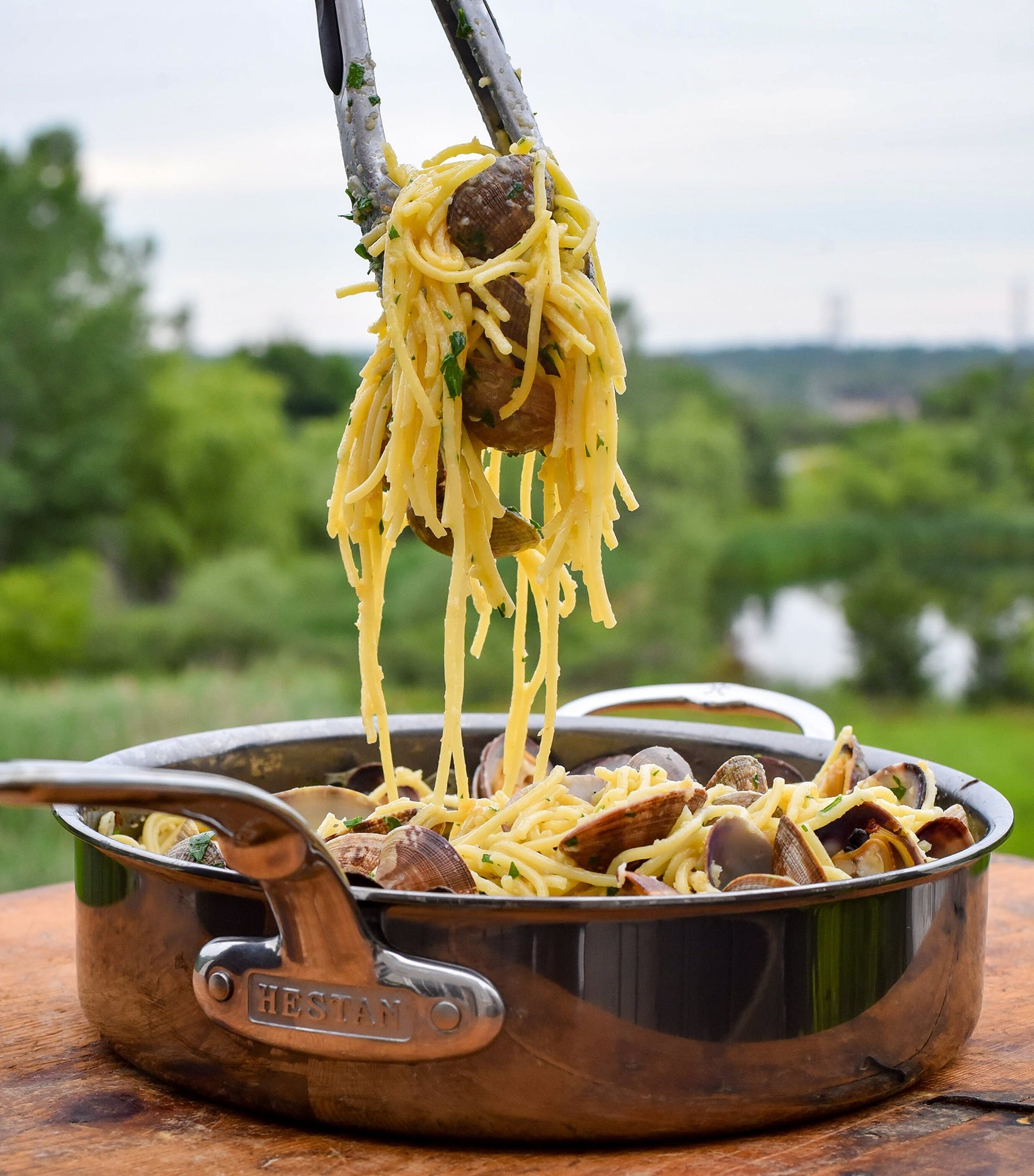 Stainless Steel NanoBond Sauté Pan with Lid (26cm)