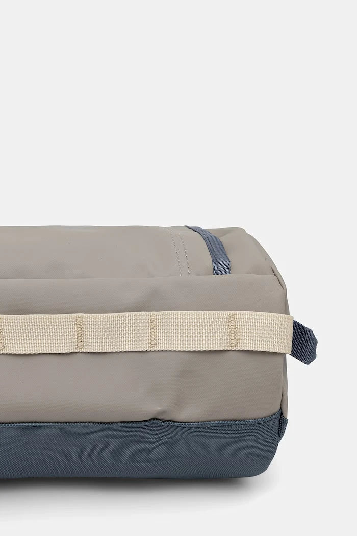 The North Face Base Camp Travel Canister 5,7L Kozmetik Çantası