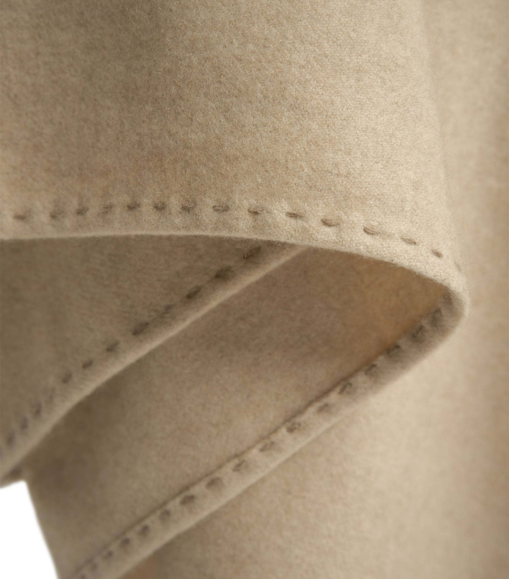 Cashmere Suono Throw (200cm x 145cm)