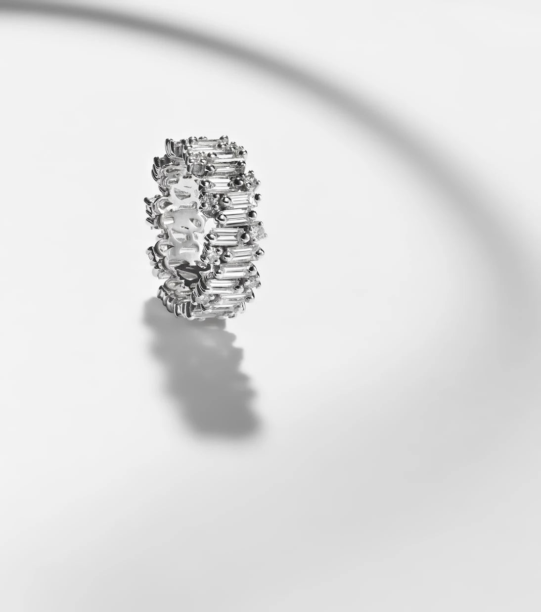 Suzanne Kalan - Shimmer Audrey 18kt white gold ring with diamonds