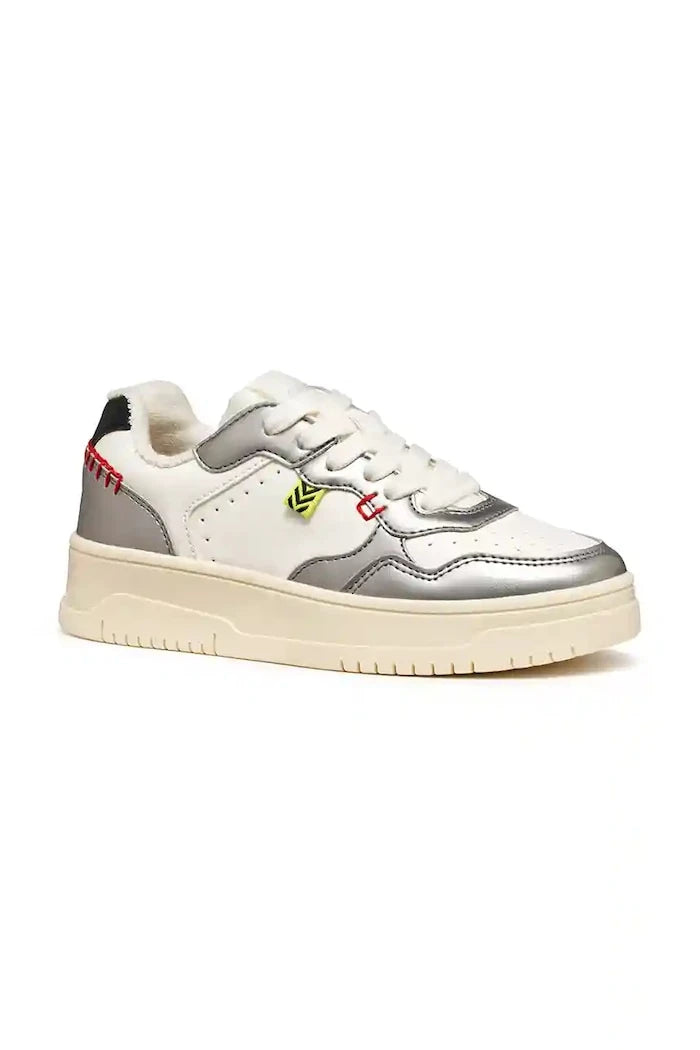 Детски кожени маратонки Geox LESTRELLA
