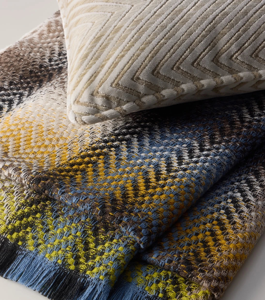 Missoni - Zig Zag wool-blend throw