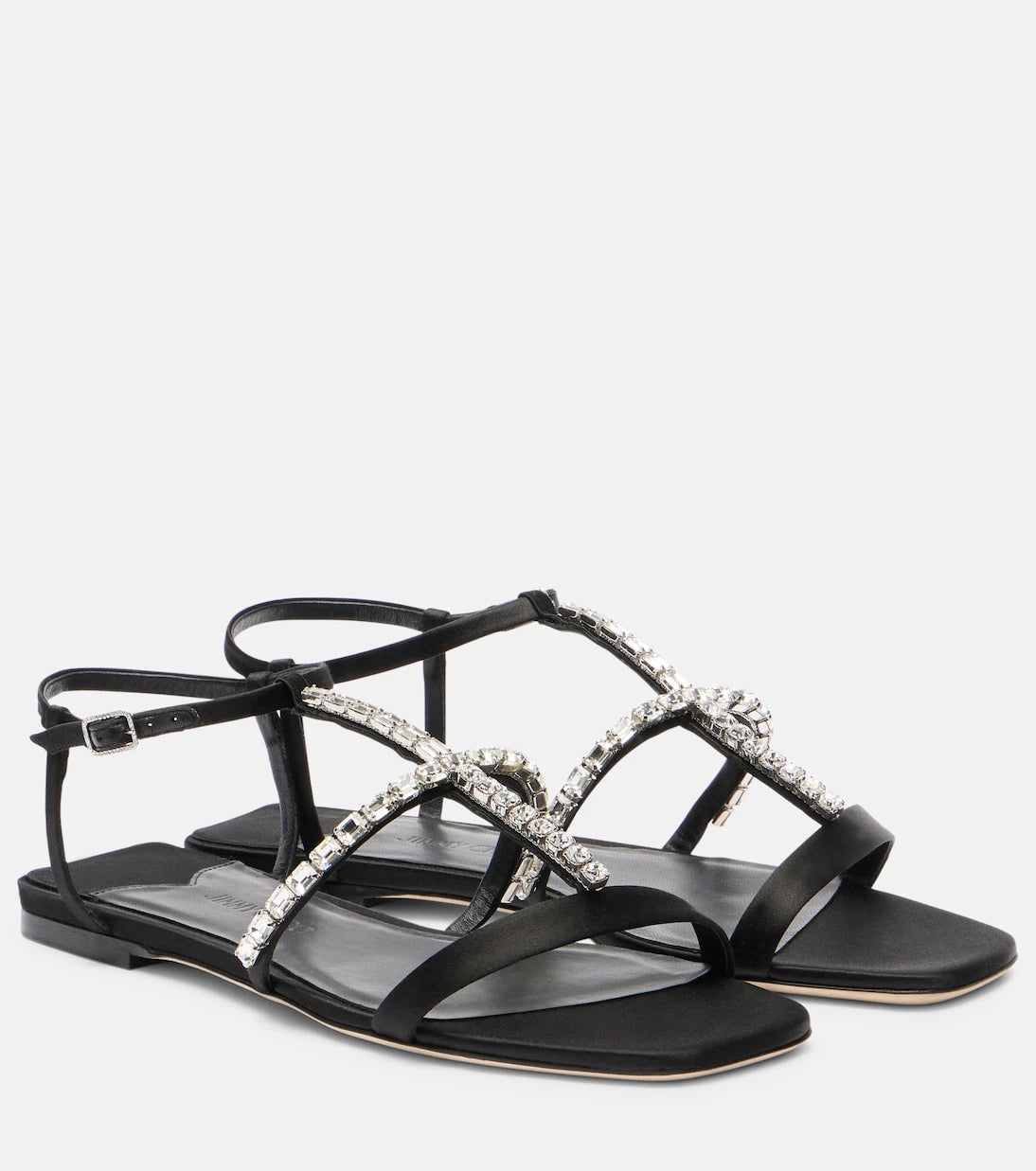 Jimmy Choo - صندل Gwyn من الساتان المزدان بالزينة