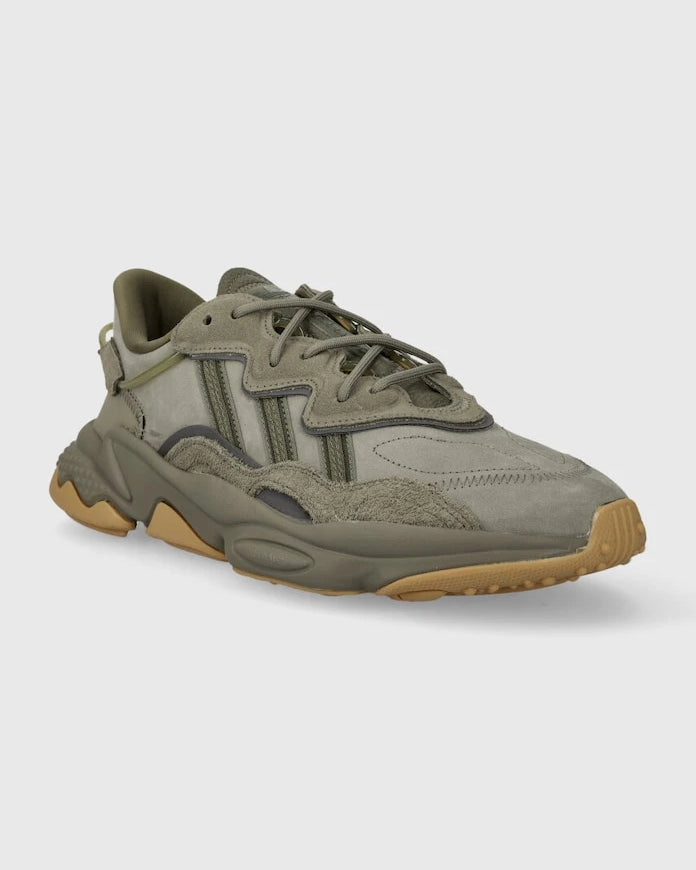 adidas Originals OZWEEGO