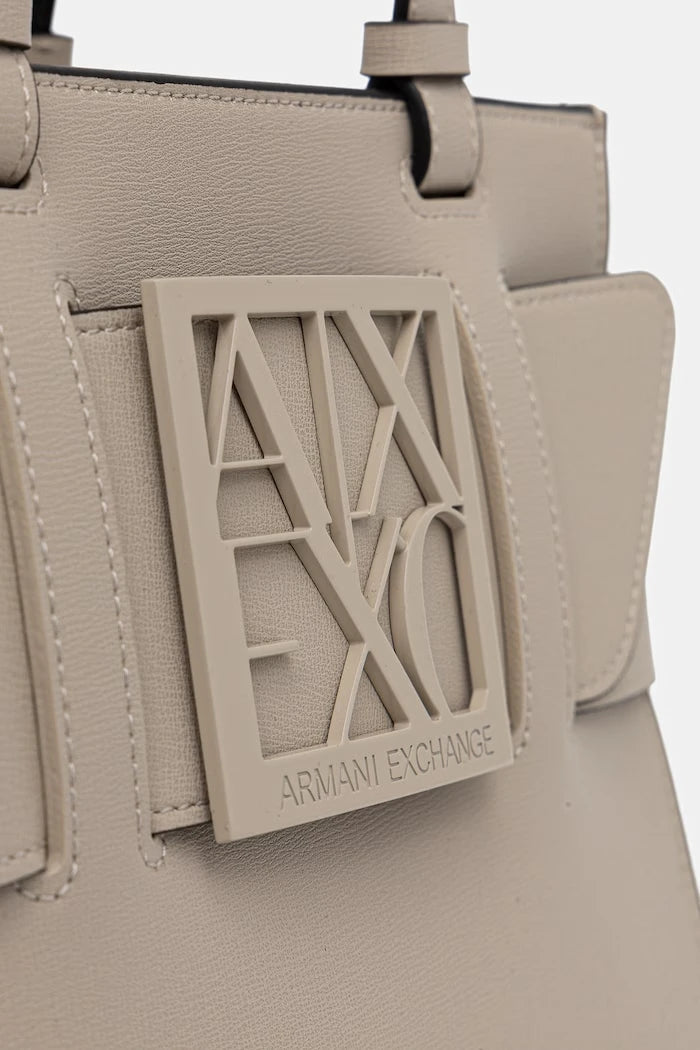 Armani Exchange kadın çantası, suni deriden