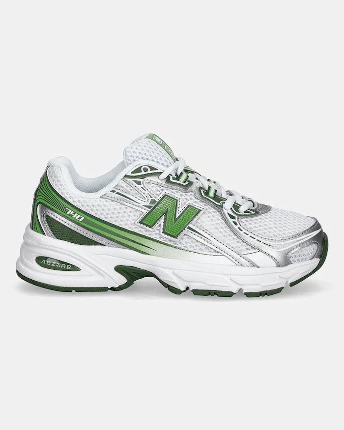 New Balance 740 Sneakers