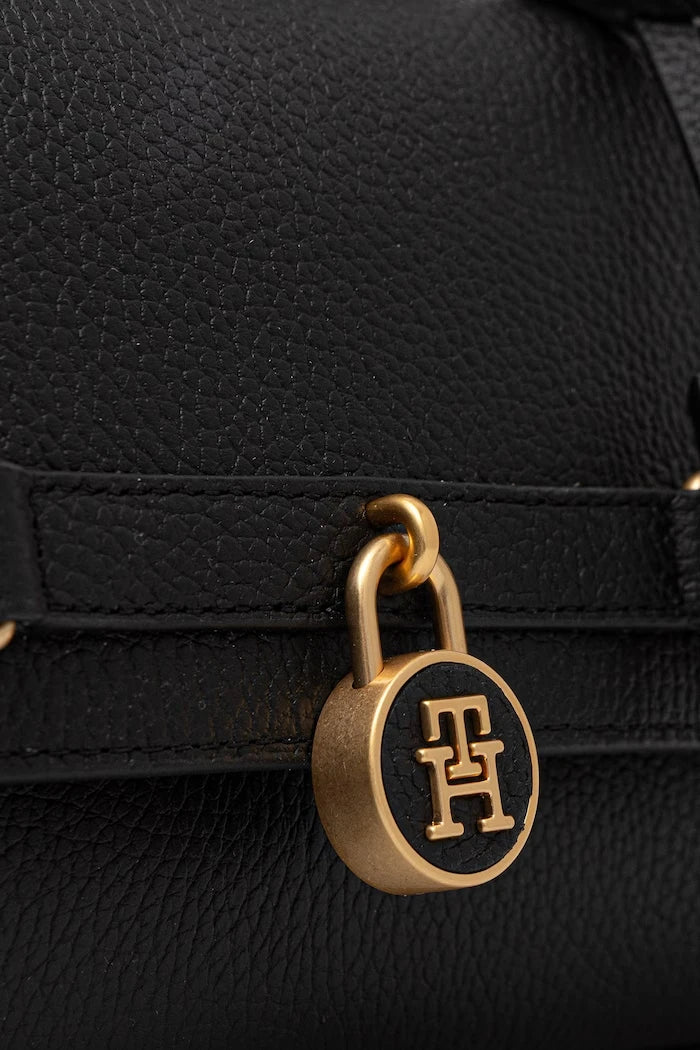 Tommy Hilfiger kadın deri çanta