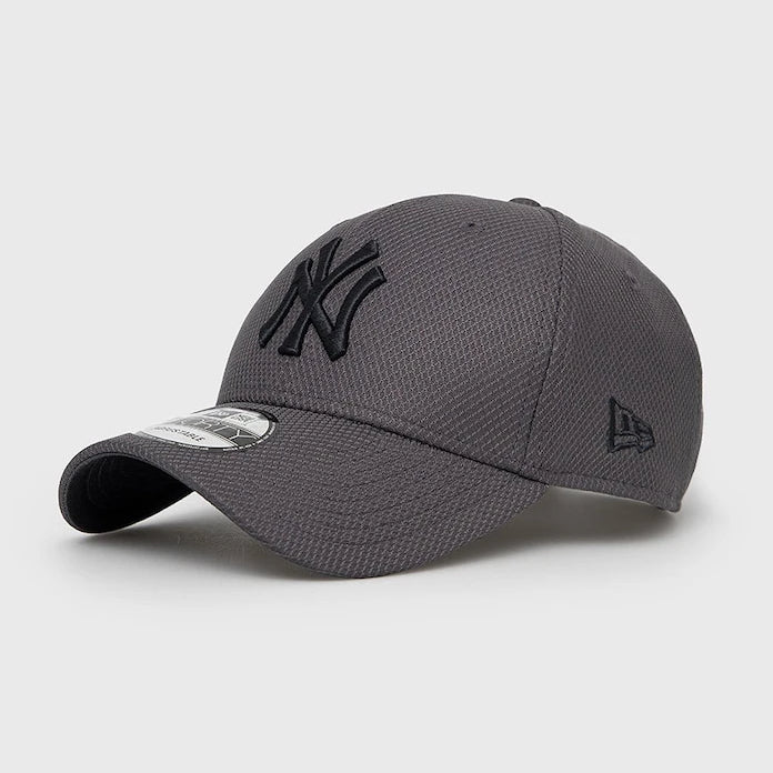 New Era DIAMOND ERA ESSENTIAL 9FORTY® Şapka