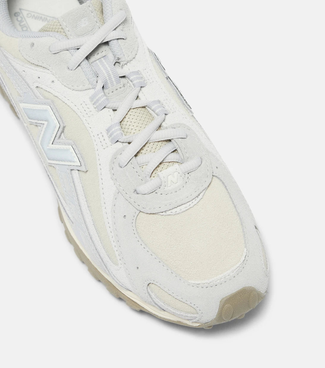New Balance - حذاء رياضي من الشمواه 204