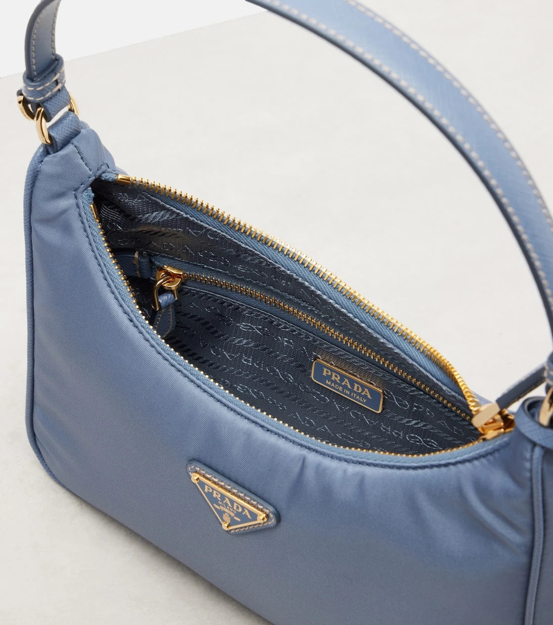 Prada - Prada Re-Edition 2005 Mini shoulder bag