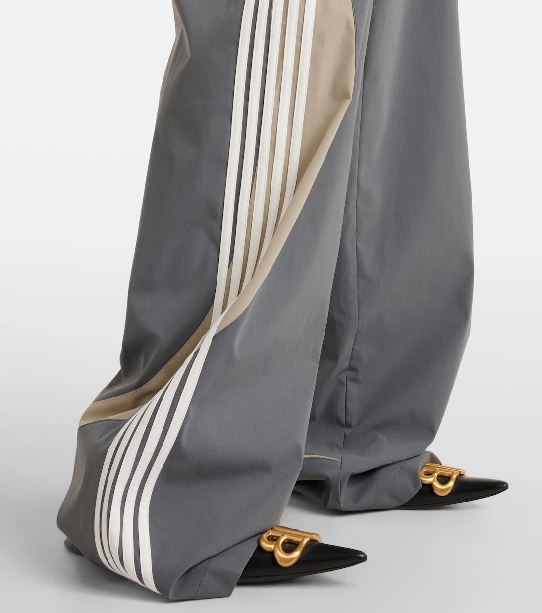 Balenciaga - بنطال رياضي مقطع الأجزاء