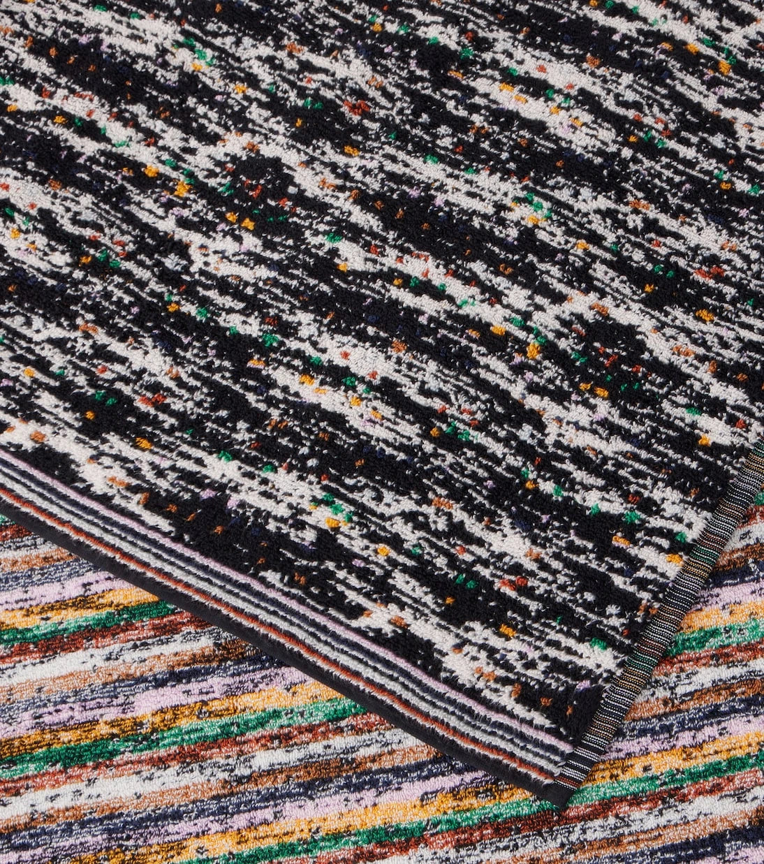 Missoni - منشفة شاطئ قطنية تيري مصبوغة بخيوط "تويست"