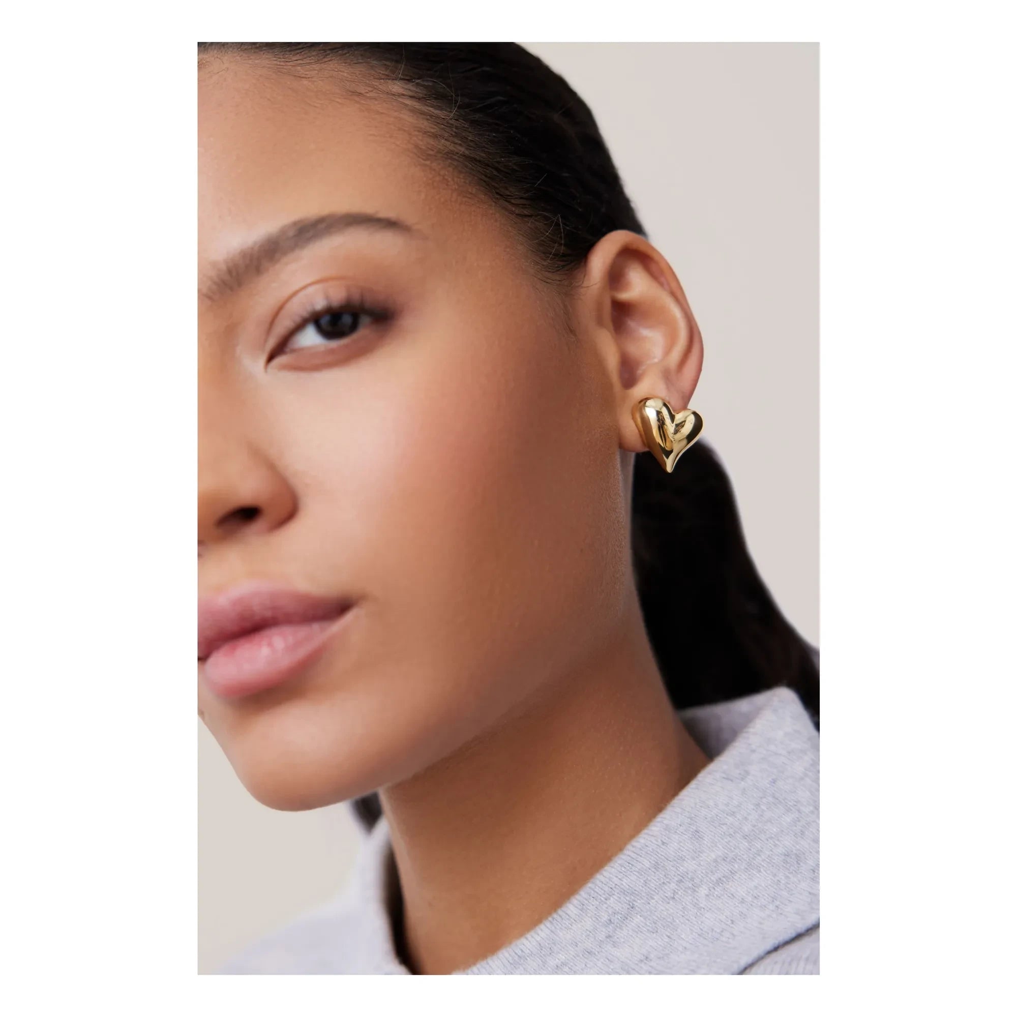 Jenny Bird - Art Heart Earrings | Gold