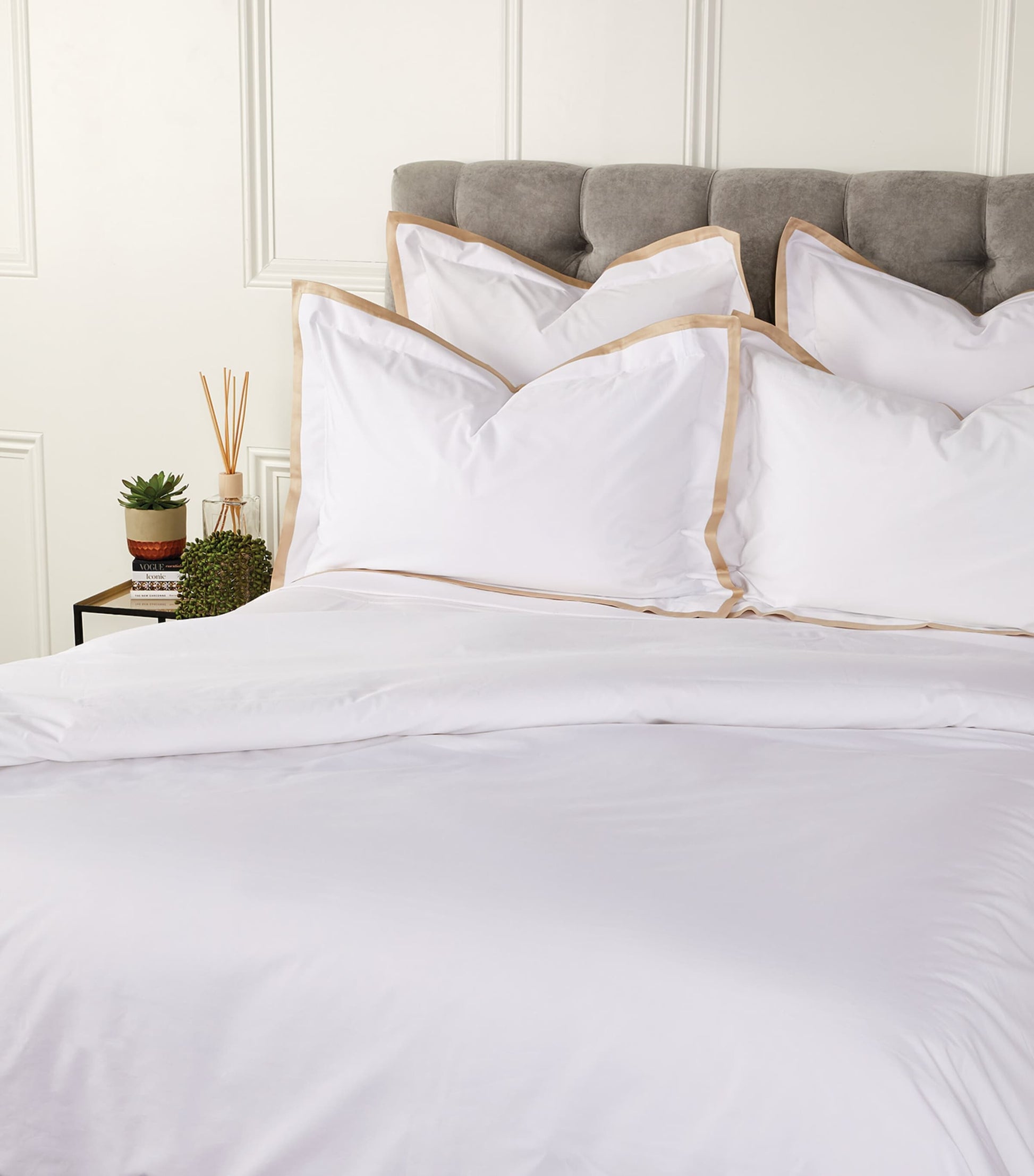 Hella King Duvet Cover (230cm x 220cm)