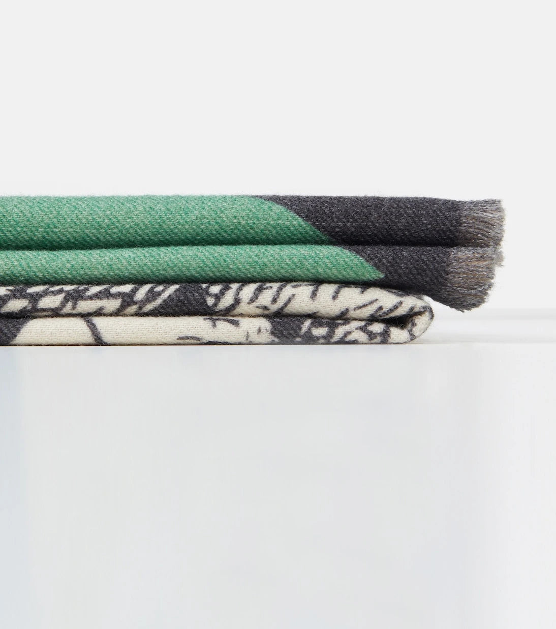 Fornasetti - High Fidelity argyle wool blanket