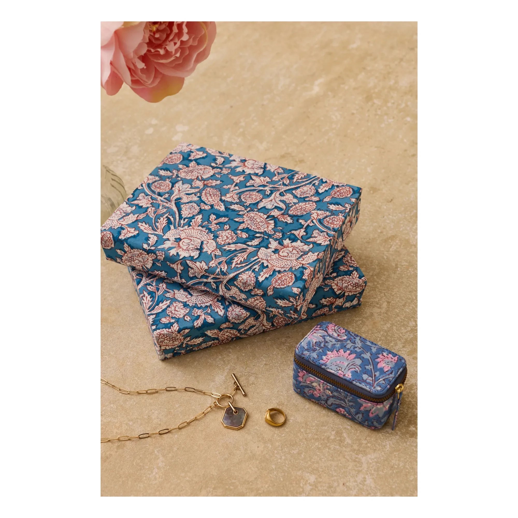 Louise Misha - Soumaa jewelry box | Blue