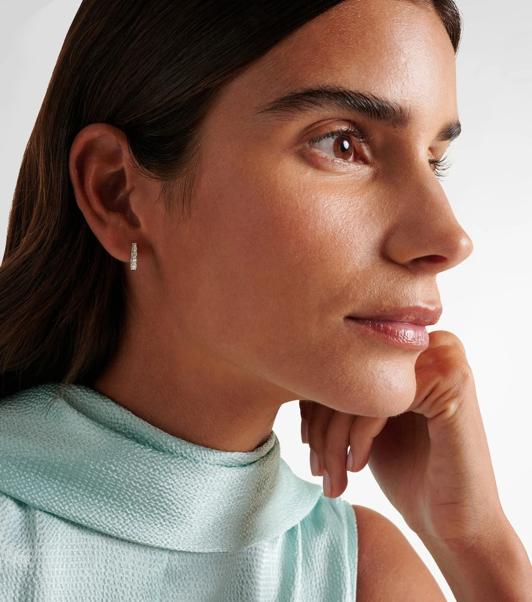 Anita Ko - Huggie 18kt gold earrings with diamonds