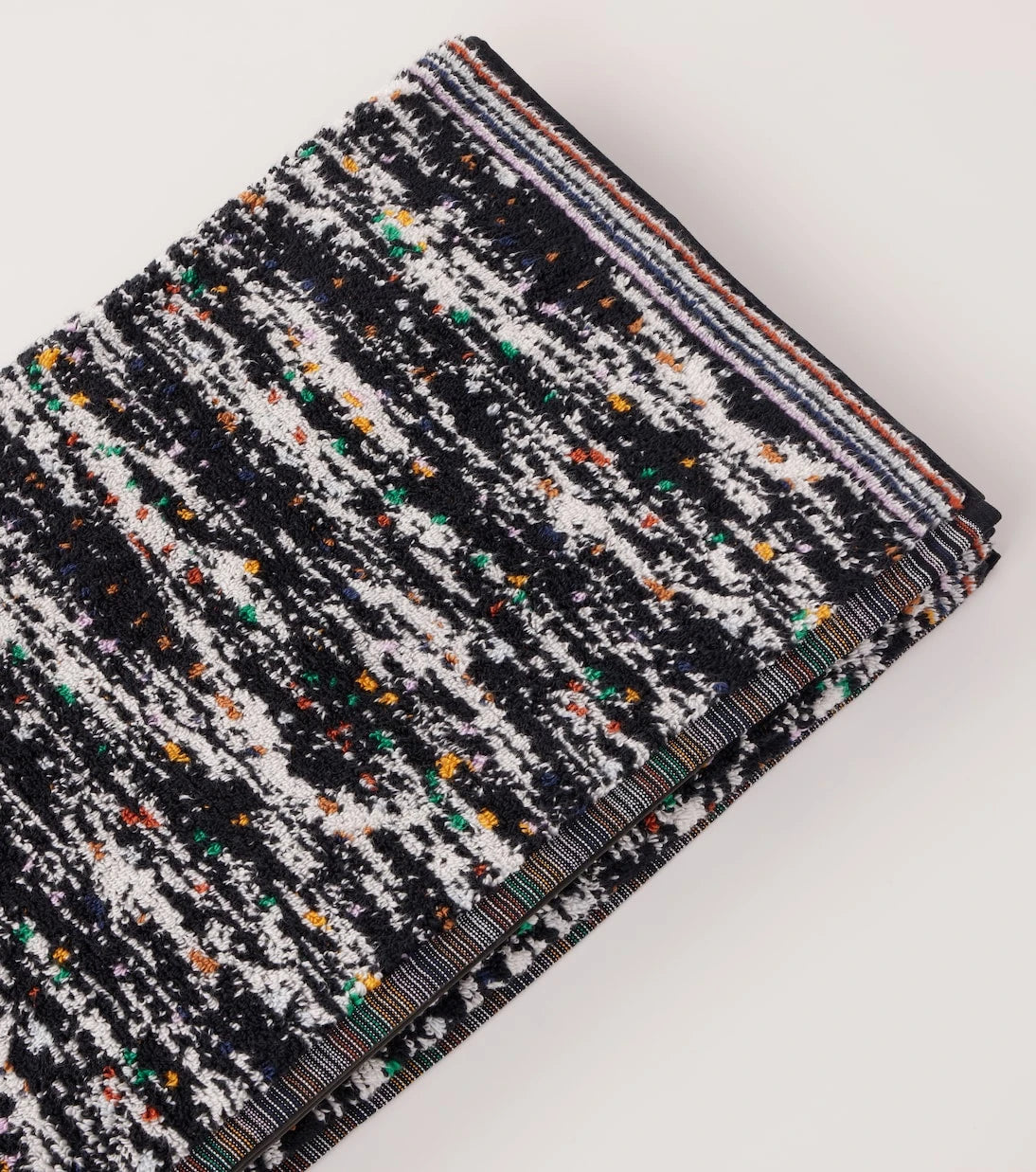 Missoni - منشفة شاطئ قطنية تيري مصبوغة بخيوط "تويست"