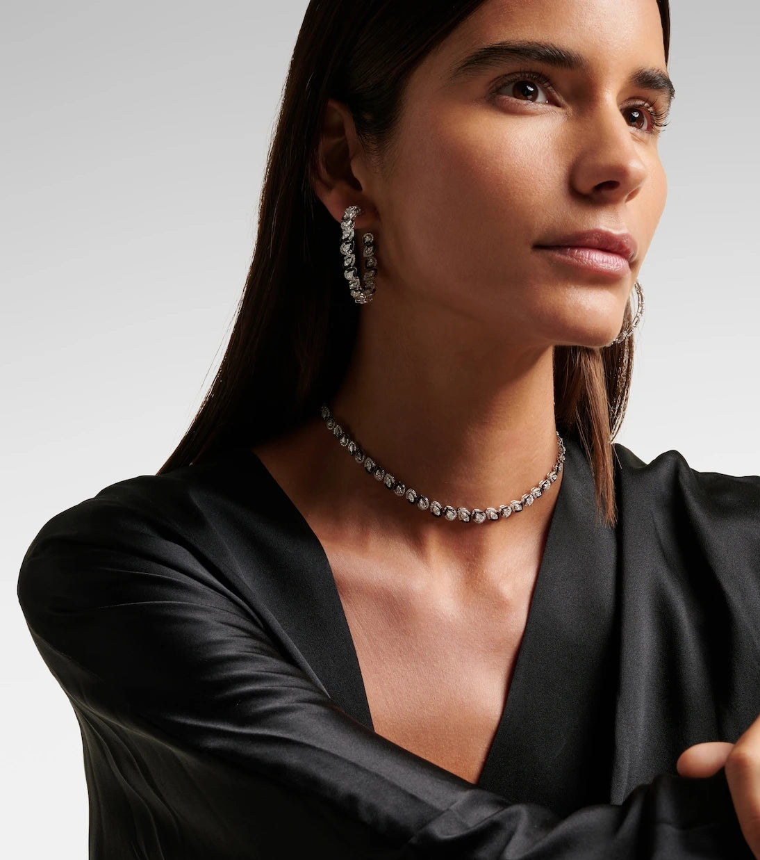 Kamyen - Autumn 18kt white gold choker with diamonds