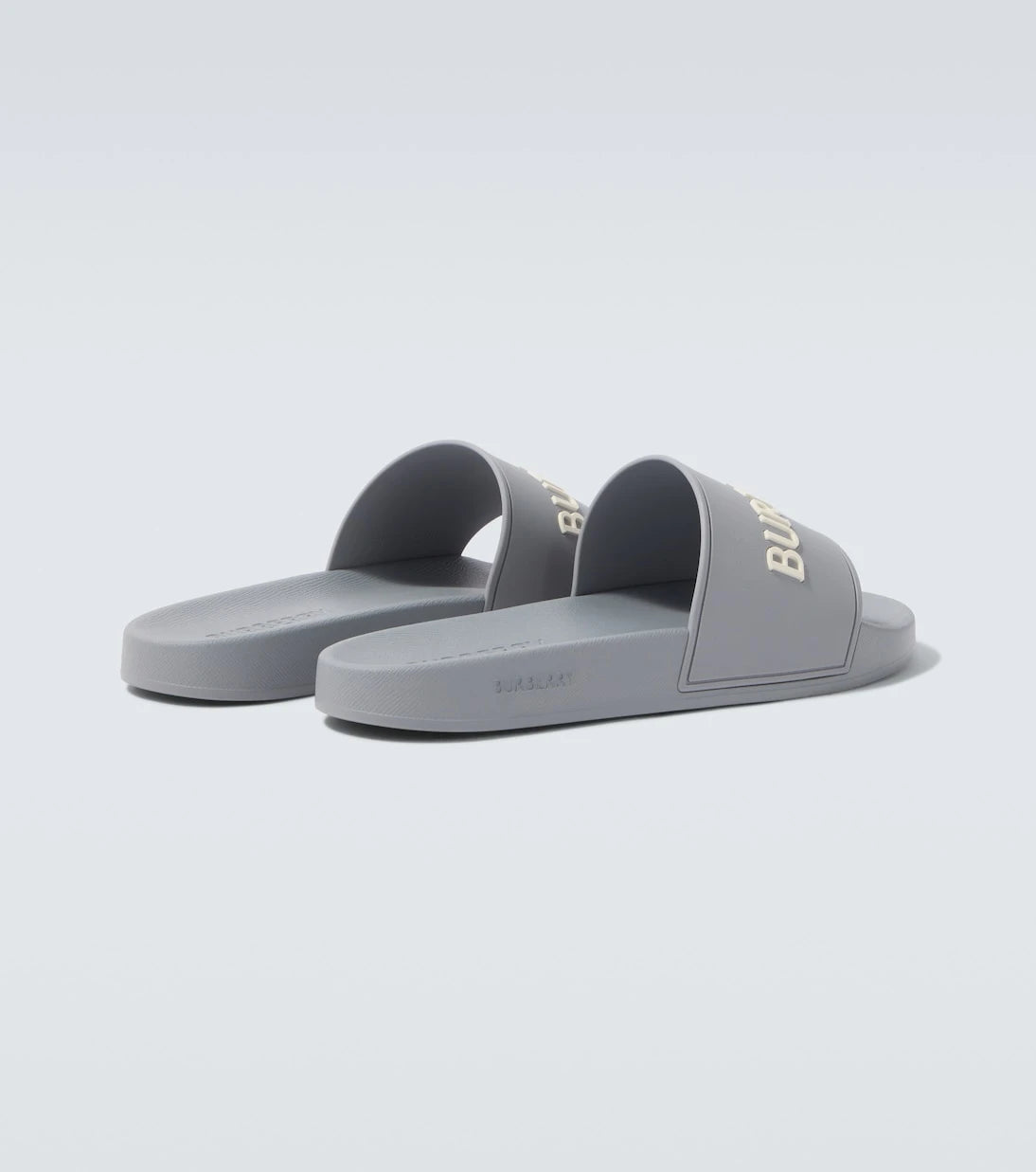 Burberry - Logo slides