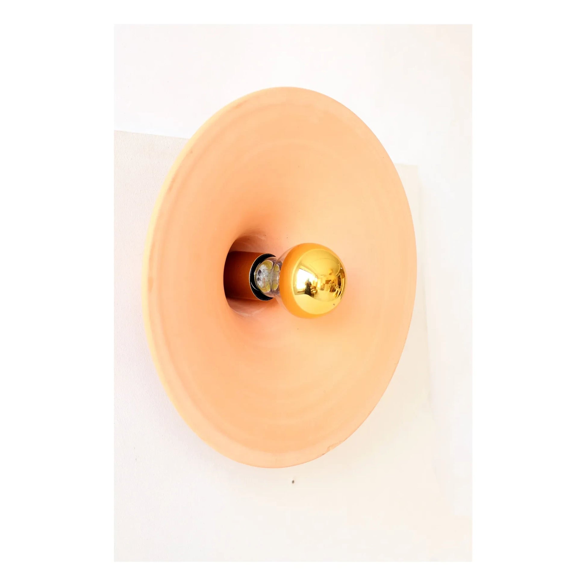 Masamé - Gigaro raw ceramic wall lamp | Terracotta