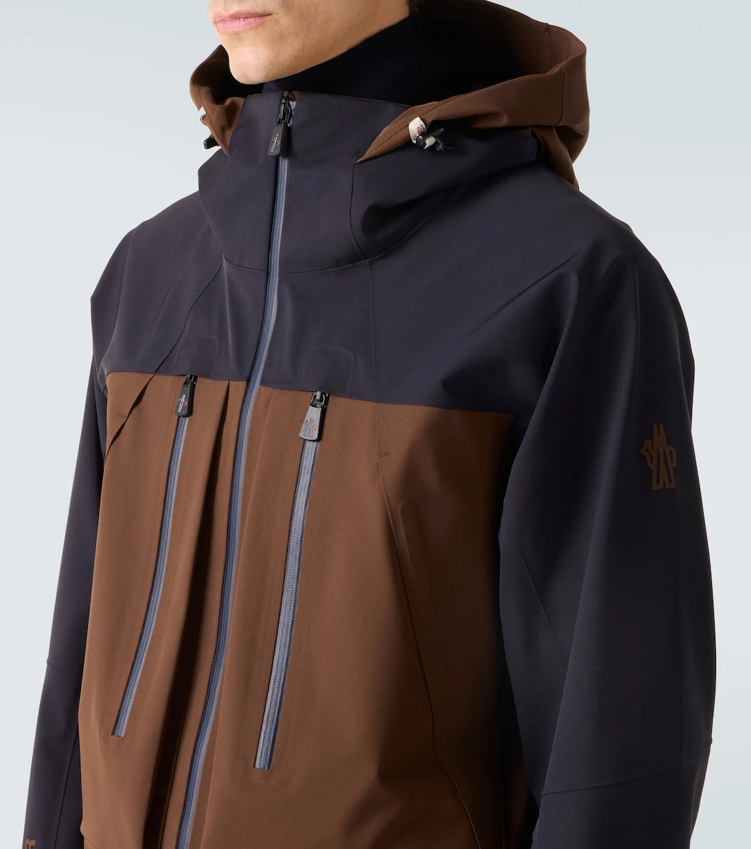 Moncler Grenoble - Gunung kapüşonlu kayak montu