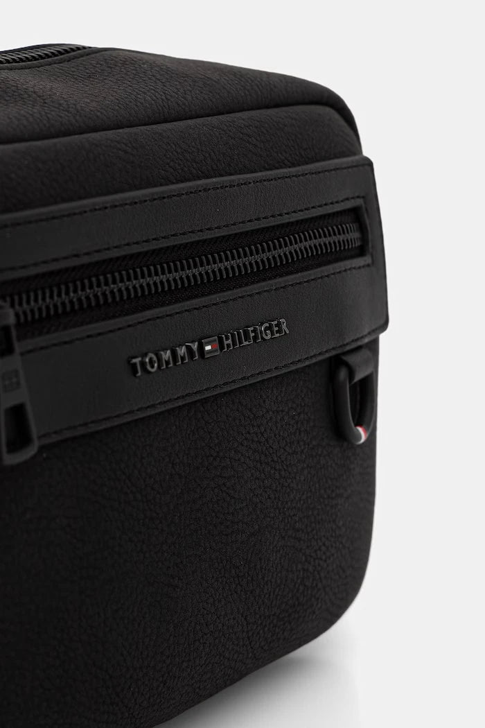Tommy Hilfiger erkek suni deri kozmetik çantası