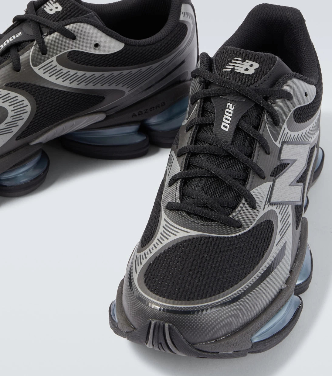 New Balance - Absorb 2000 mesh sneakers