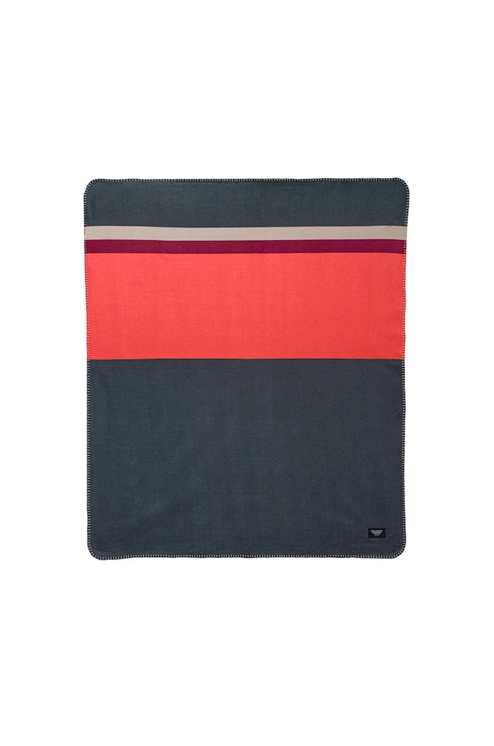 Gentelmen's Hardware 124 x 150 cm Battaniye