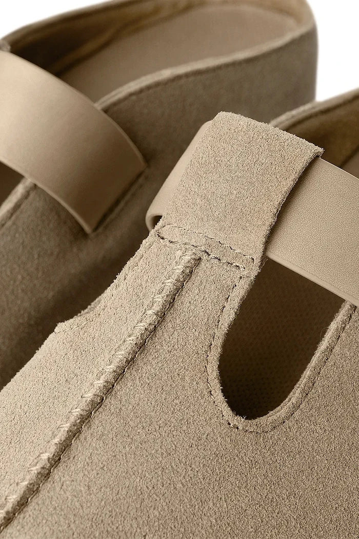 Велурени чехли UGG Goldenstar Hi Clog