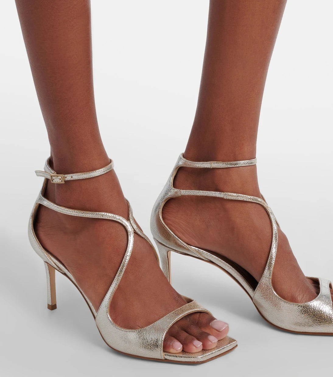 Jimmy Choo - صندل Azie 75 من الجلد اللامع